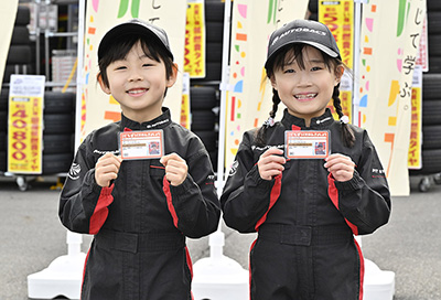 スーパーオートバックス岐阜 コドモバックス 2026 こども免許証を作ろう